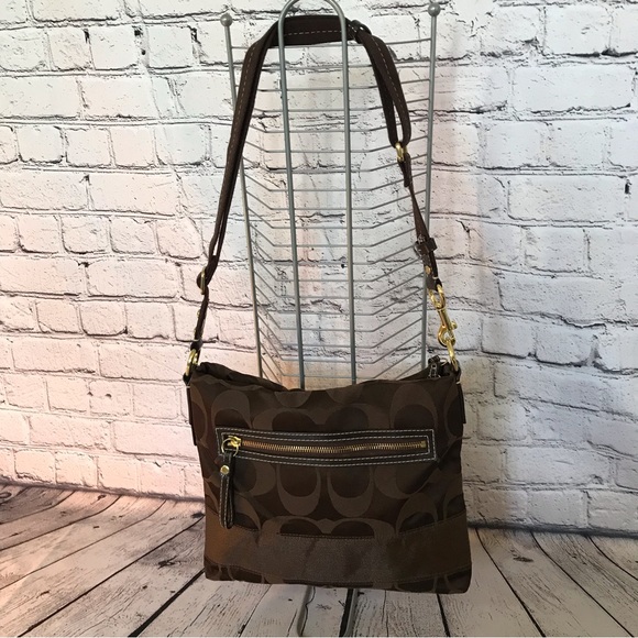 Coach Crossbody NWOT - Picture 4 of 13